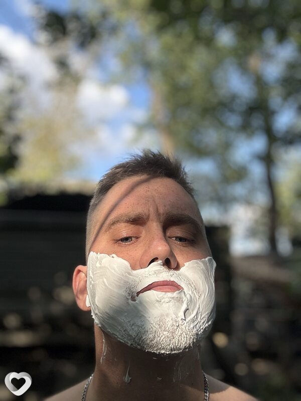 Иван, 30, Торезе — анкета №3635046