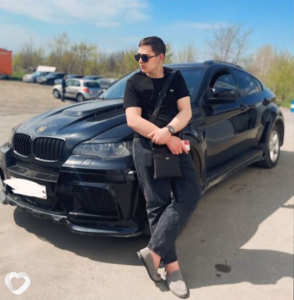 Артур, 21, Ростове-на-Дону — анкета №3636409