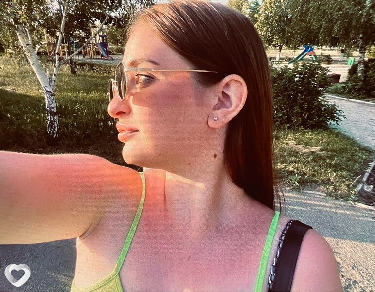 Настя, 21, Харькове — анкета №3636298