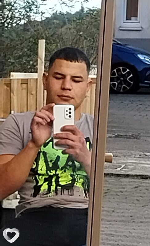 Ali, Мары