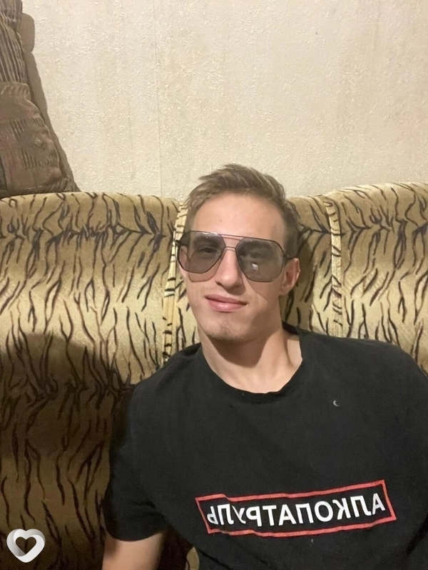 Дима, 21, Зеленогорск (Красноярский Край) — анкета №3637802