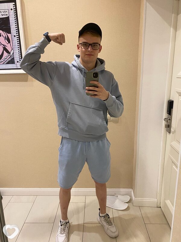 Анатолий, 24, Хабаровске — анкета №3639062