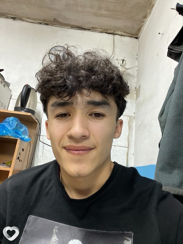 Амир, 20, Алматы — анкета №3639239