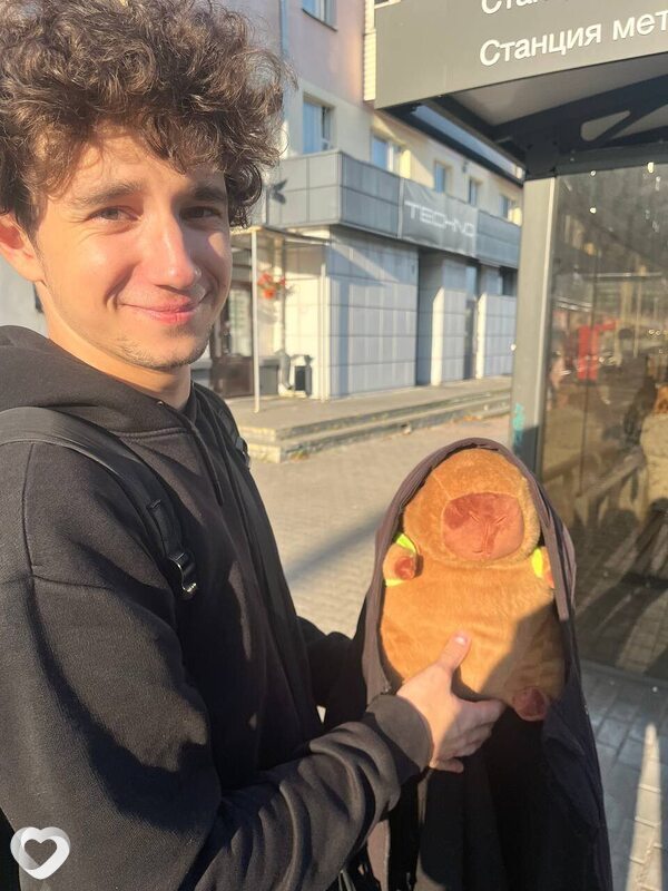 Артем, 21, Минске — анкета №3639751