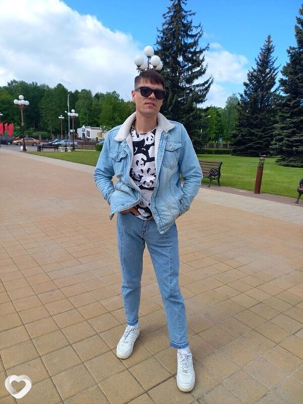 Илья, 27, Барановичах — анкета №3640184
