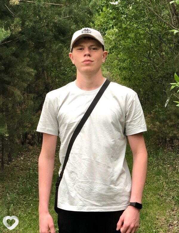 Александр, 22, Иркутске — анкета №3640487