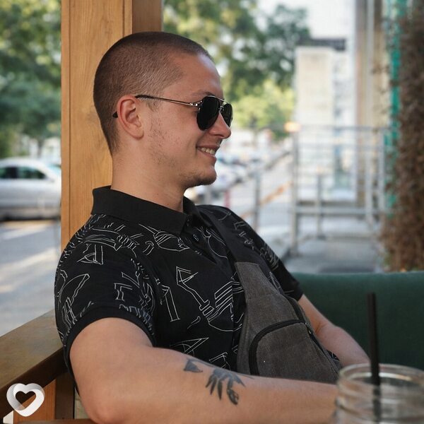 Олег, 26, Николаеве — анкета №3641056