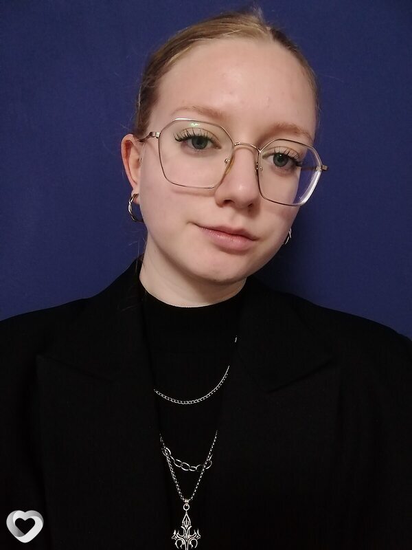 Катя, 18, Омске — анкета №3641626