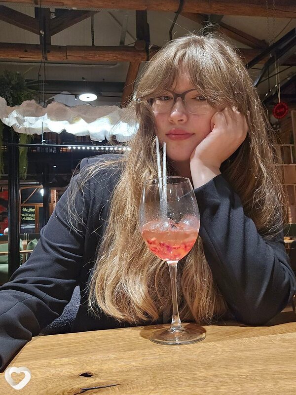 Валерия, 21, Саратове — анкета №3642338