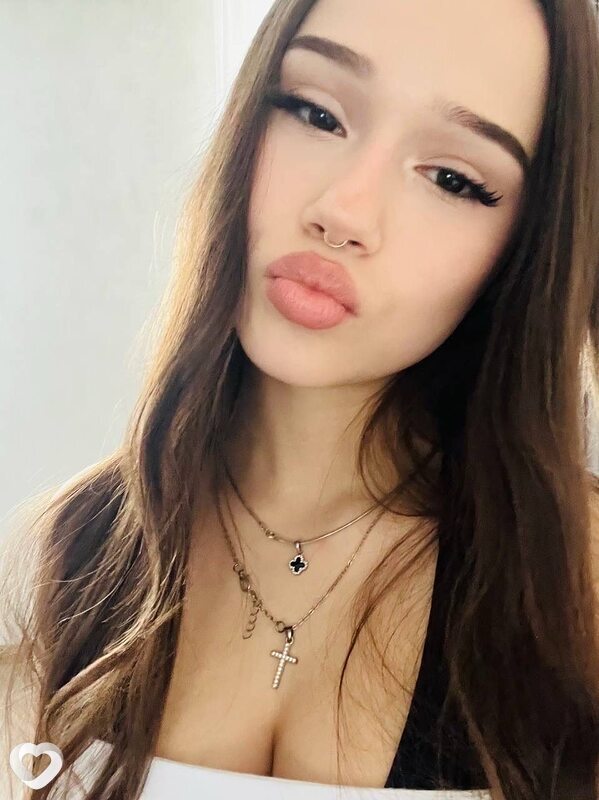 Нона, 18, Якутске — анкета №3643295