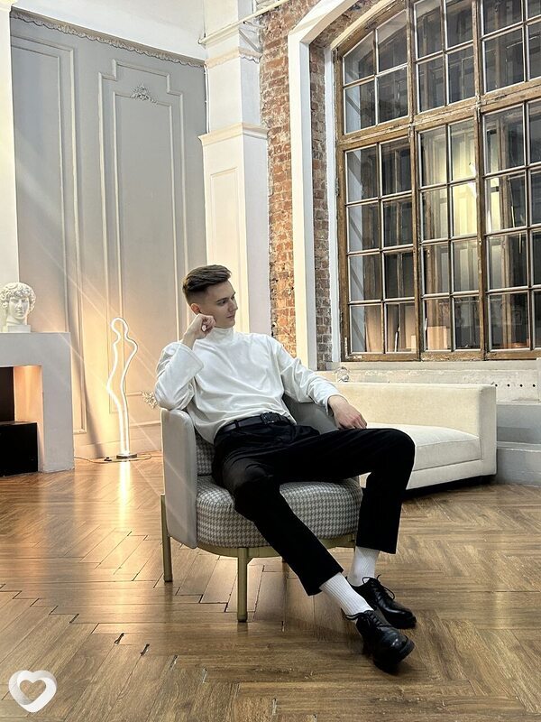 Иван, 21, Санкт-Петербурге — анкета №3643459