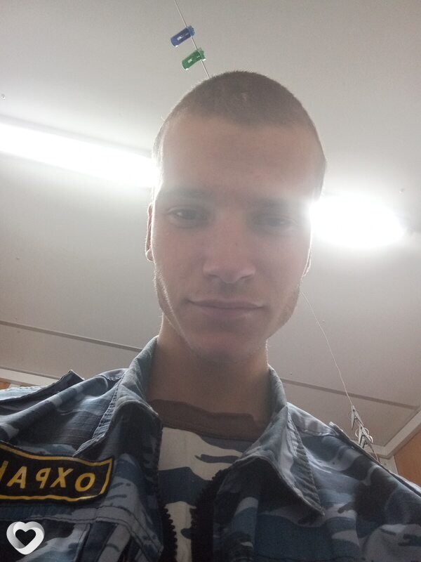 Денис, 19, Тюмени — анкета №3643369