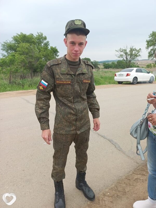 Александр, 21, Уссурийске — анкета №3643749