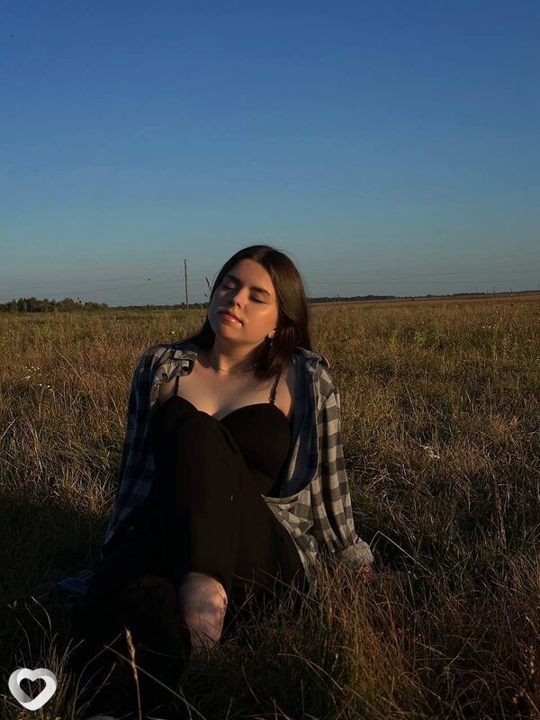 Елизавета, 21, Витебске — анкета №3644437