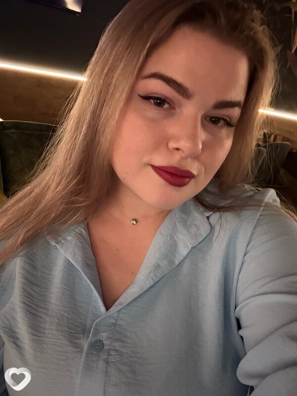 Олеся, 27, Барнауле — анкета №3644777