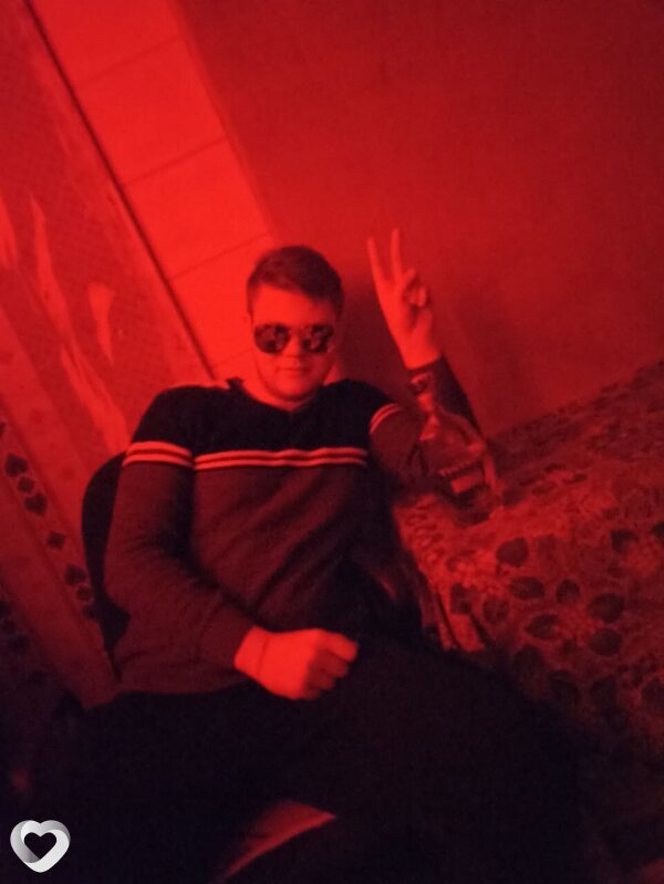 Андрей, 21, Луге — анкета №3646620