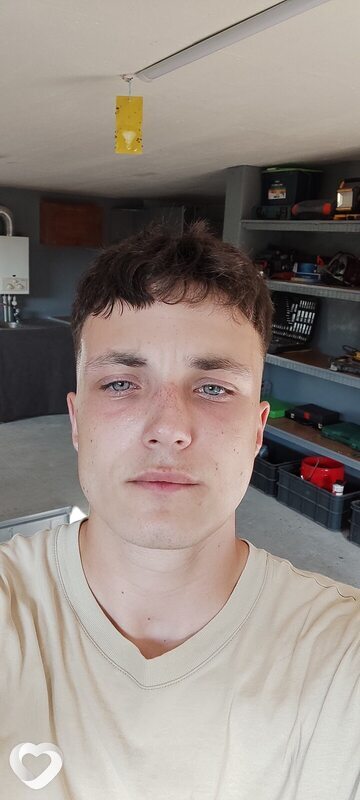 Саша, 21, Пинске — анкета №3648092