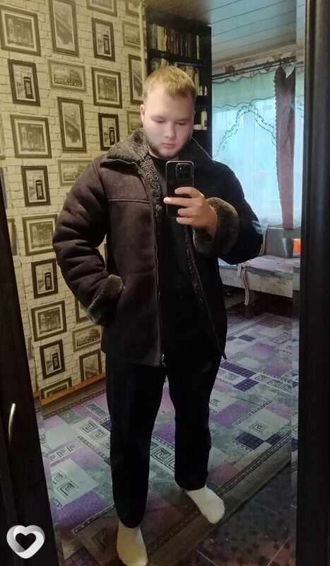 Женя, 20, Брянске — анкета №3648701