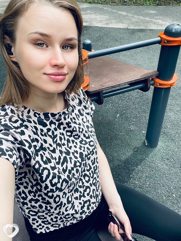 Эля, 23, Ижевске — анкета №3648598
