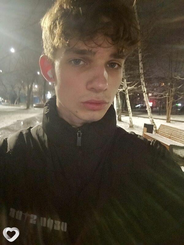Дима, 21, Саратове — анкета №3648843