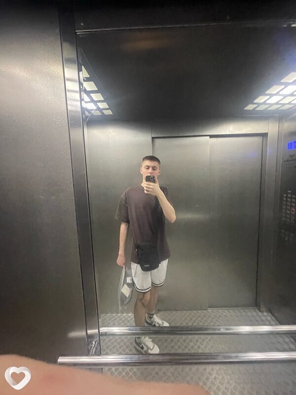 Максим, 21, Санкт-Петербурге — анкета №3649374