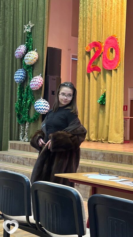 Аня, 21, Москве — анкета №3649661