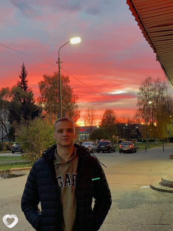 Илья, 21, Витебске — анкета №3650746