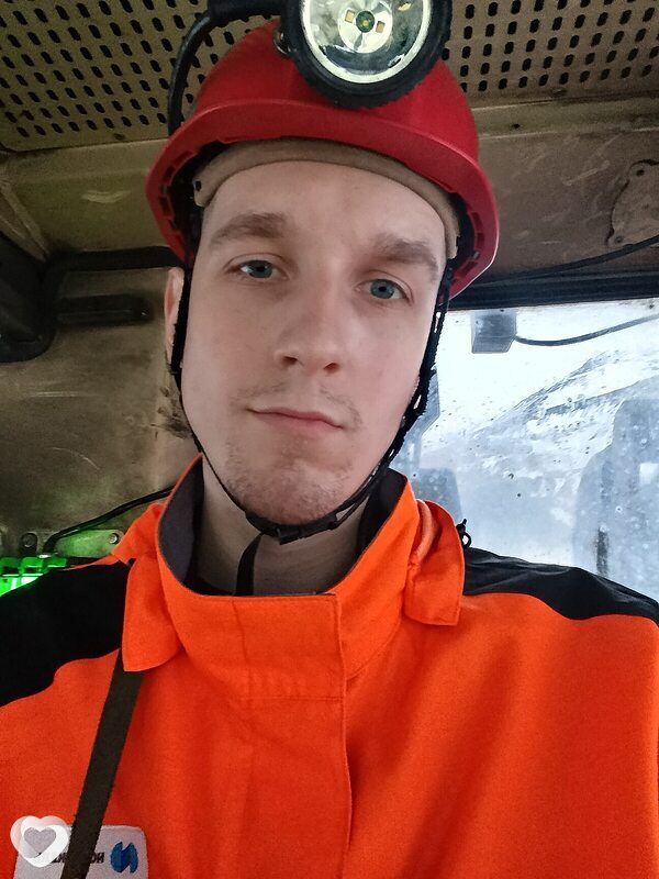 Александр, 23, Норильске — анкета №3649929