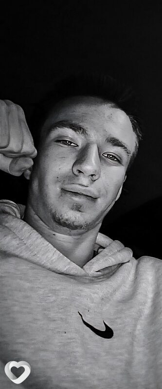 Кирилл, 21, Таганроге — анкета №3650989
