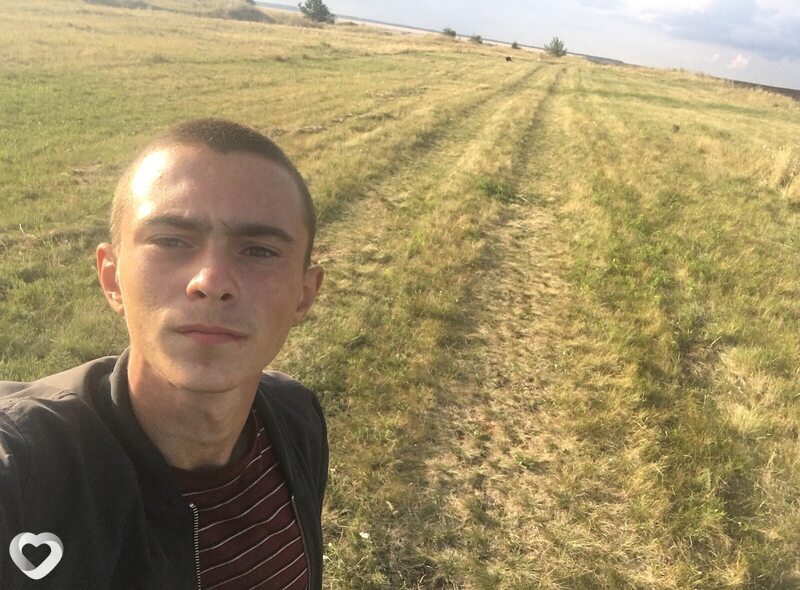 Саша, 19, Саратове — анкета №3651281