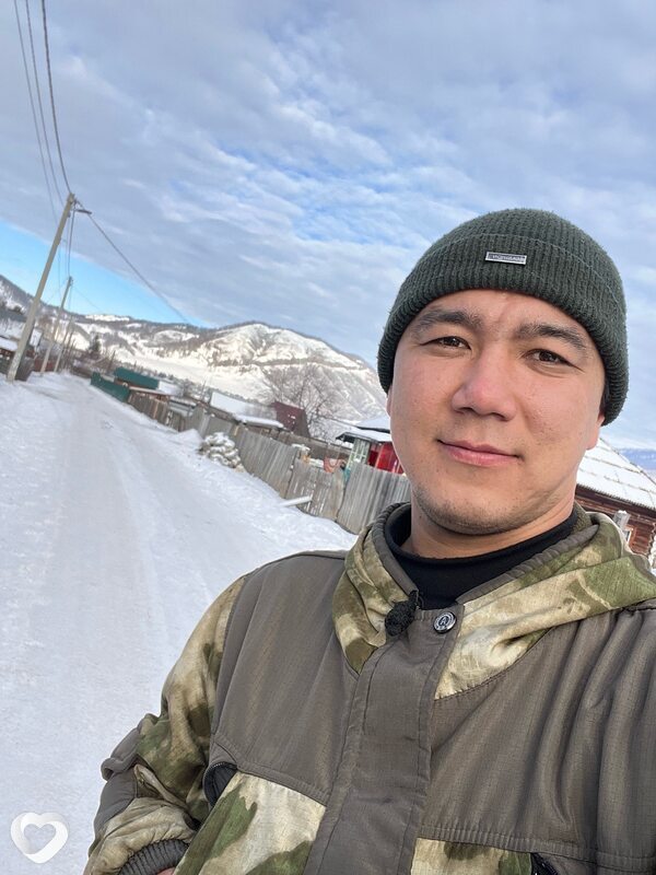 Ahror, 28, Горно-Алтайске — анкета №3652474