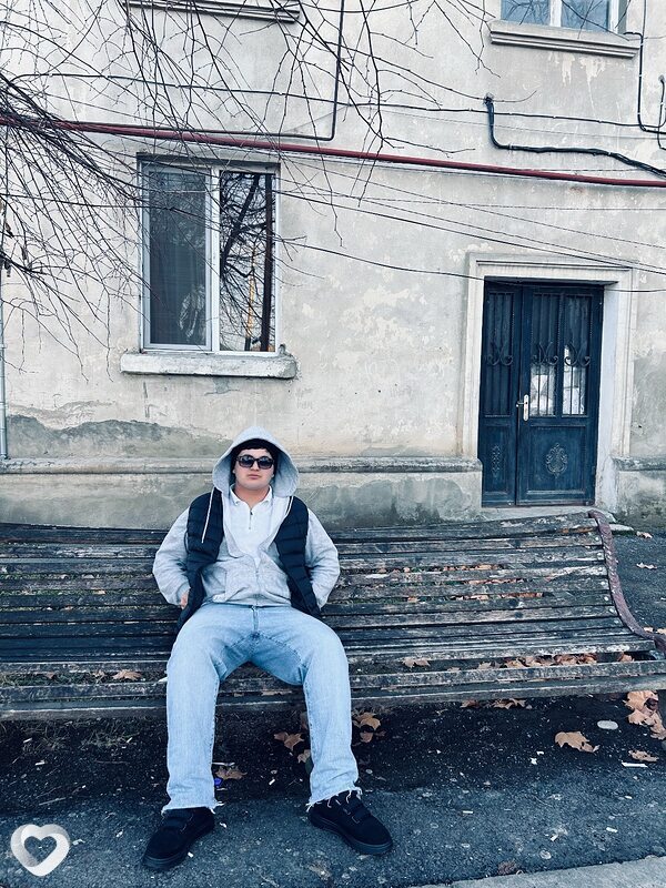 Sandro, 20, Батуми — анкета №3652541