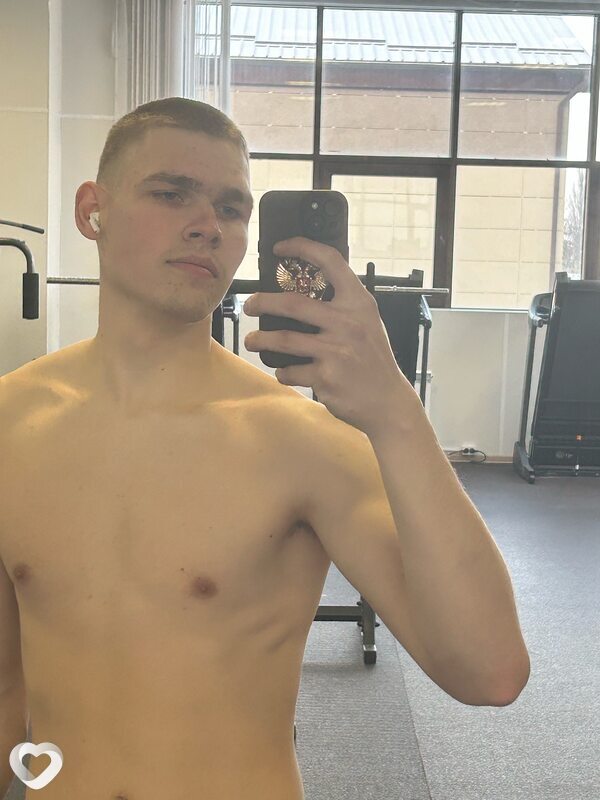 Дмитрий, 20, Новосибирске — анкета №3652971