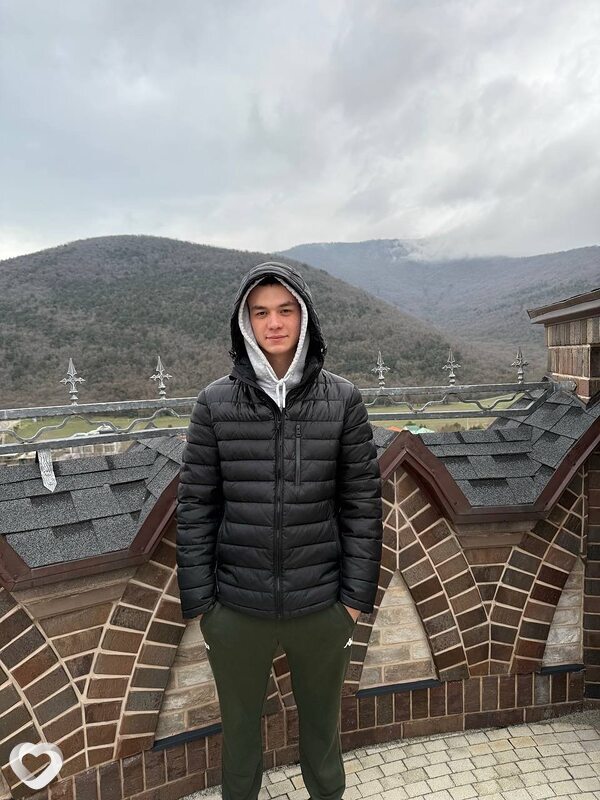 Дима, 19, Краснодаре — анкета №3653020