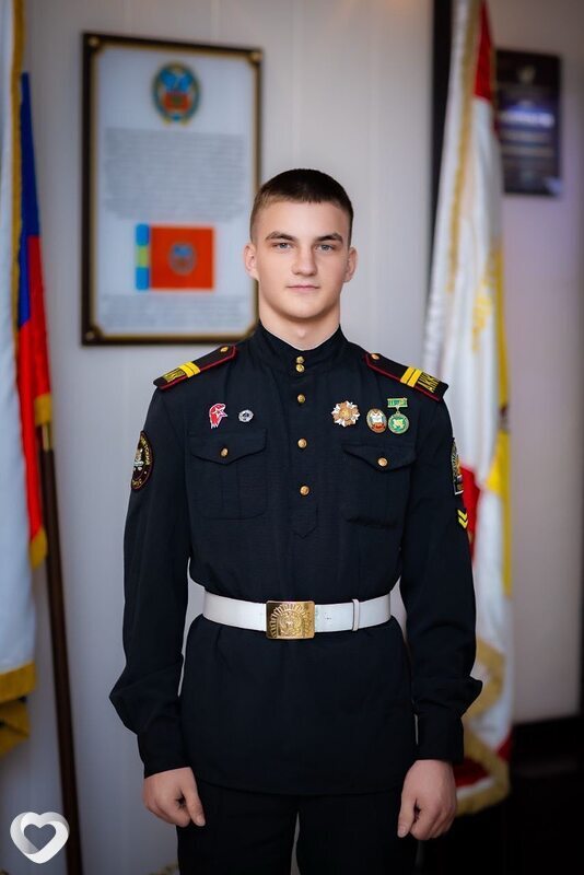 Максим, 19, Новосибирске — анкета №3653027