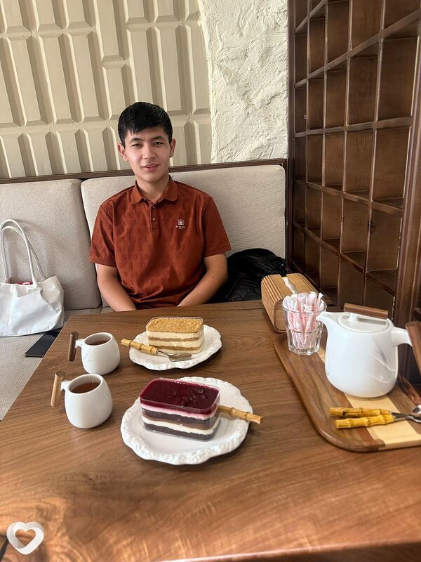 Alikhan, 18, Душанбе — анкета №3653089