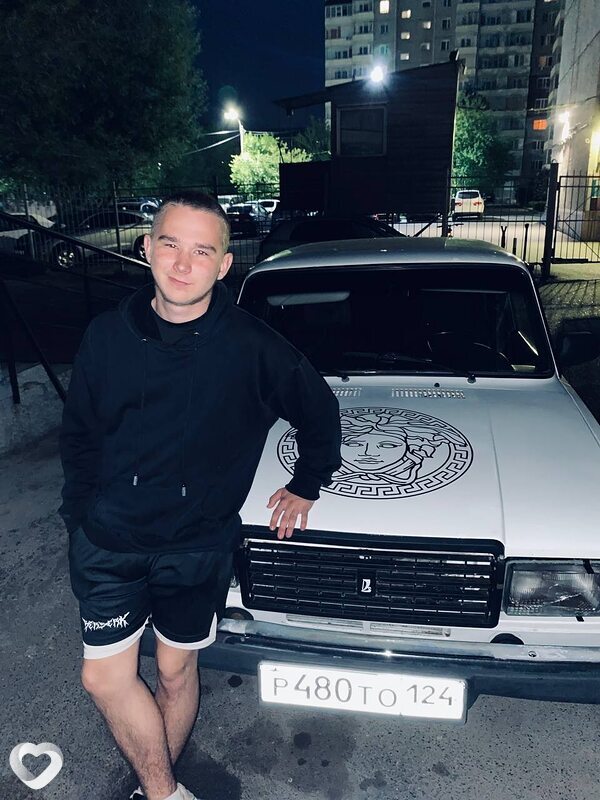 Максим, 21, Железногорске — анкета №3653147