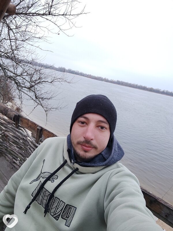 Юра, 27, Кременчуге — анкета №3653127