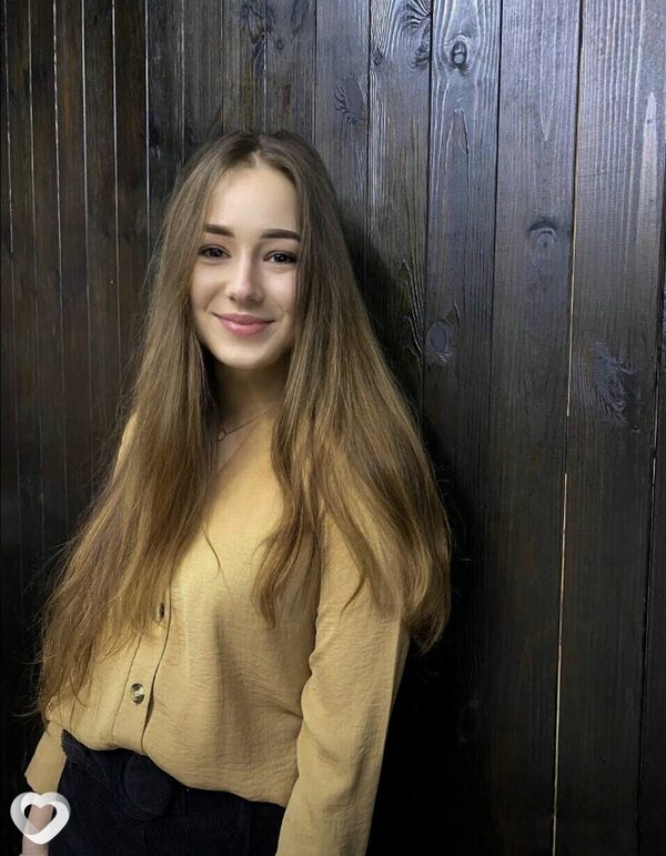 Аня, 23, Ростове-на-Дону — анкета №3654159