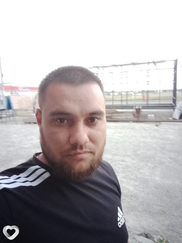 Артём, Адлер