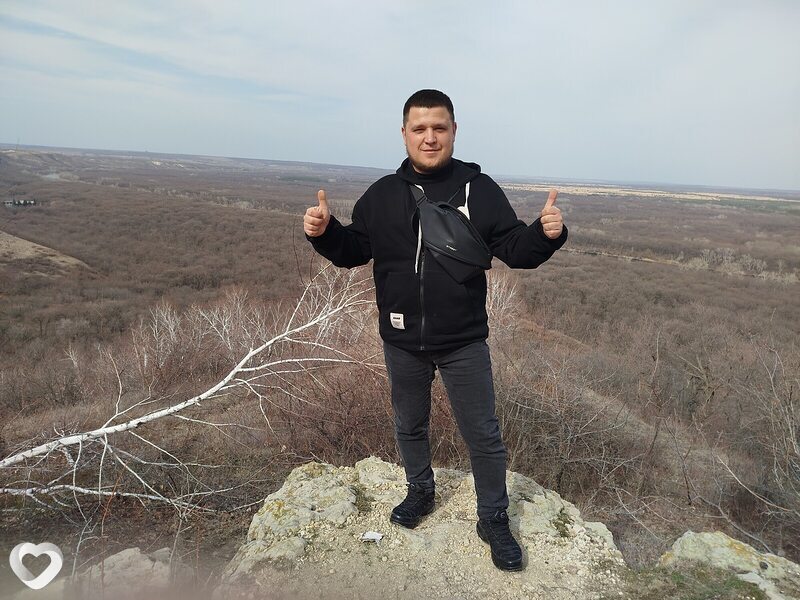 Евгений, Молодогвардейск