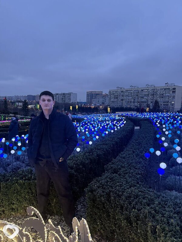 Юрий, 20, Ейске — анкета №3653818