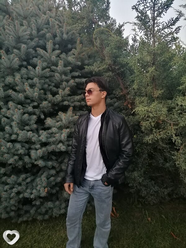 Роман, 23, Астрахани — анкета №3654161