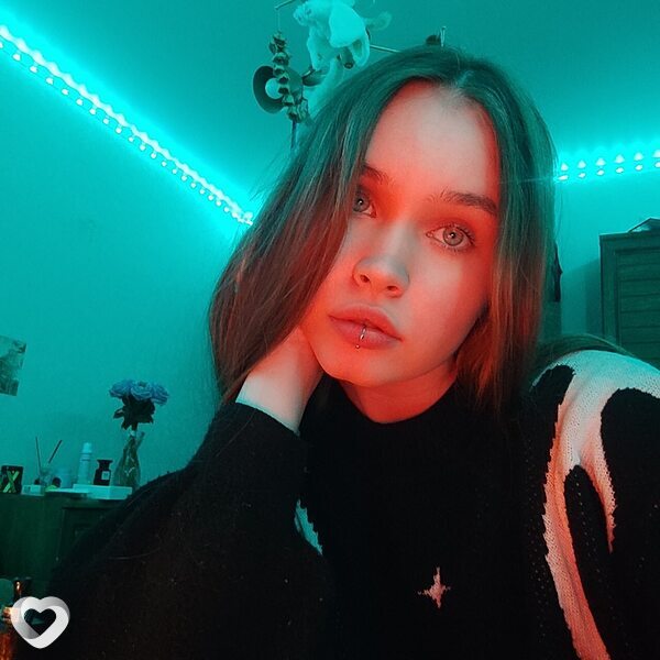 Катенька, 19, Брянске — анкета №3654175
