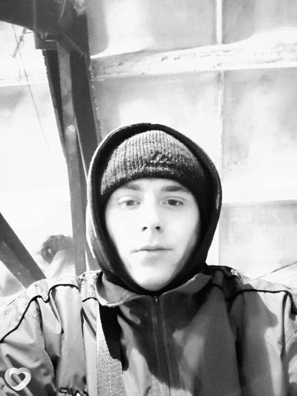 Богдан, 21, Днепр — анкета №3654494