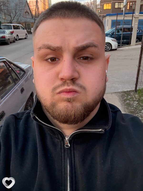Владимир, 20, Воронеже — анкета №3654378