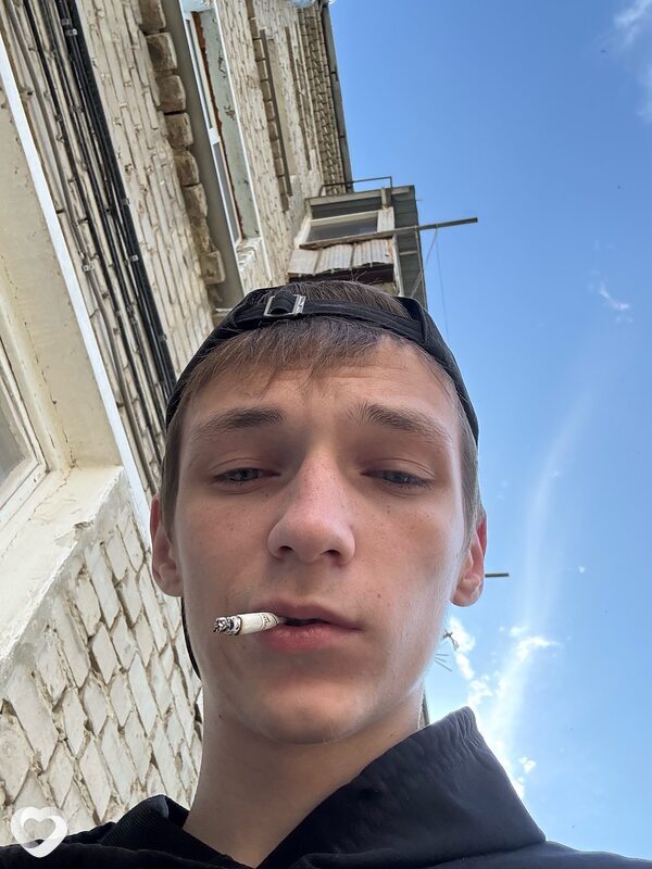Юрий, 19, Саратове — анкета №3655325