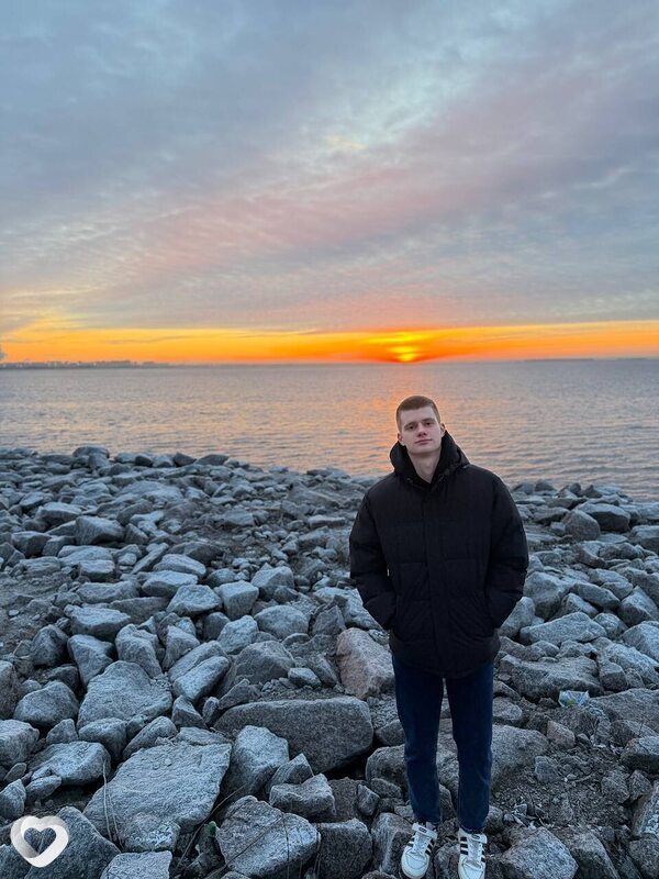 Максим, 21, Минске — анкета №3655490