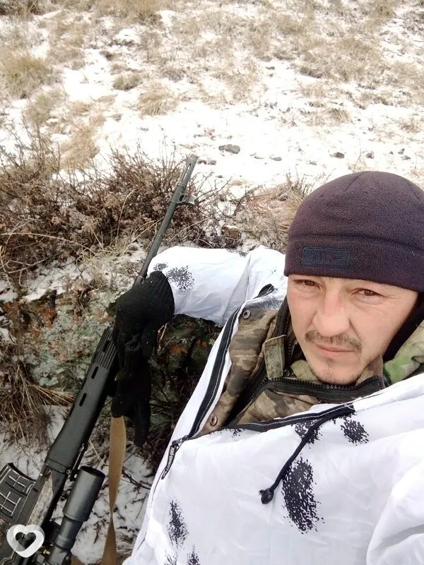 Илья, 37, Горно-Алтайске — анкета №3656378