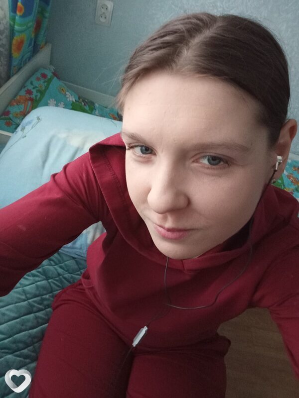 Алина, 29, Волхове — анкета №3656649